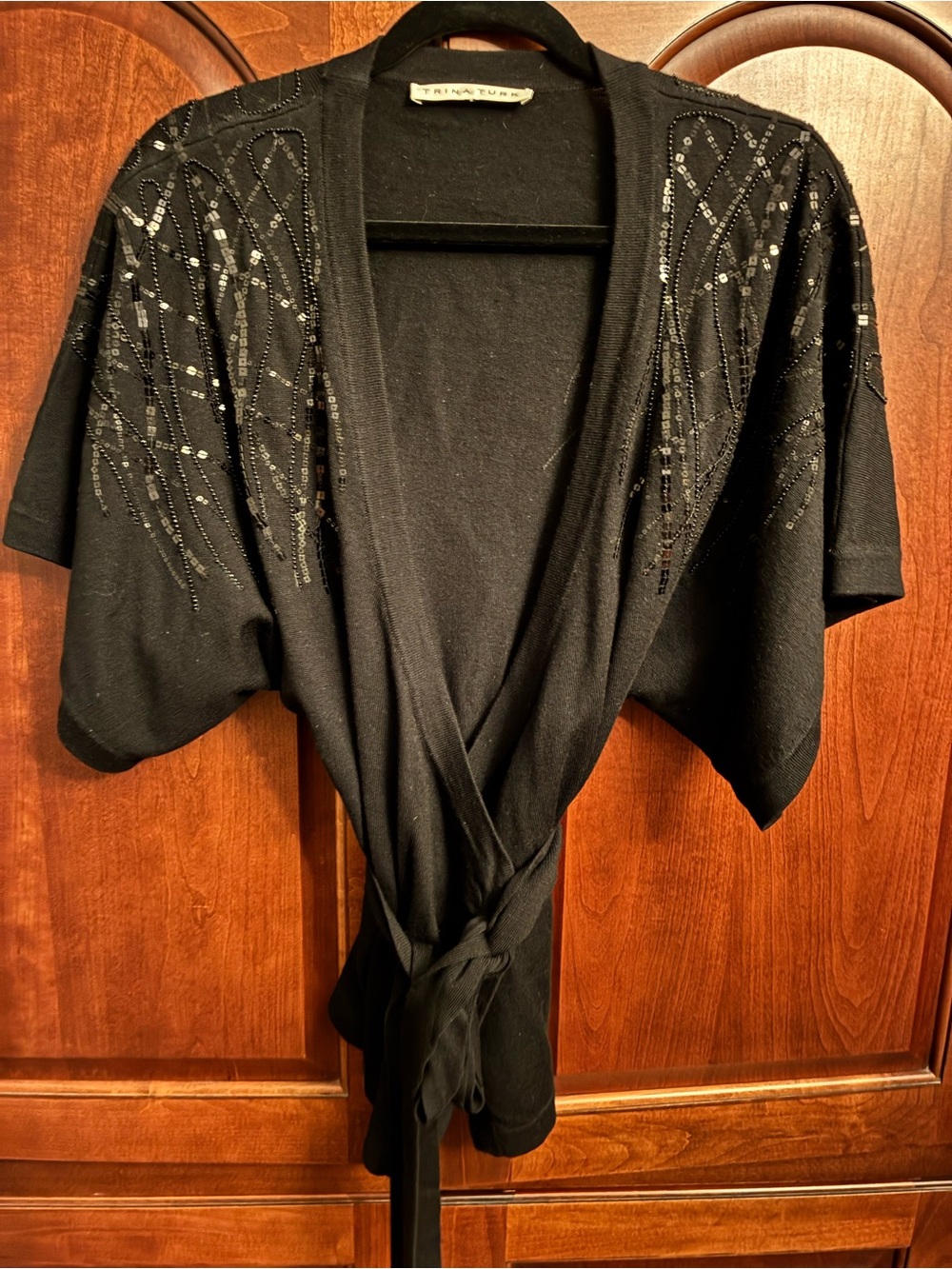 Trina Turk Y2K Black Sequin Beaded Tie Wrap Top Short Sleeve Kimono Blouse M L